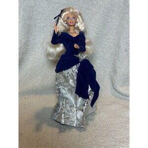 BARBIE DOLL WINTER VELVET AVON VELOUR MATTEL 1995 VINTAGE
